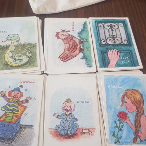 PLAY2TALK educational illustrated cards set with pouch, 33 pieces