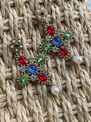 Dangling earrings like new, multicolored