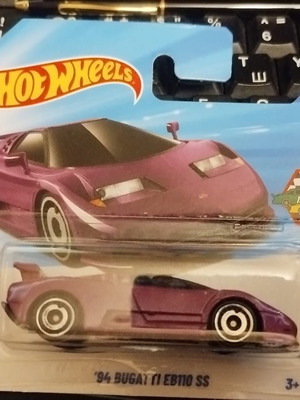 Hot Wheels 94 Bugatti EB110 SS νέο