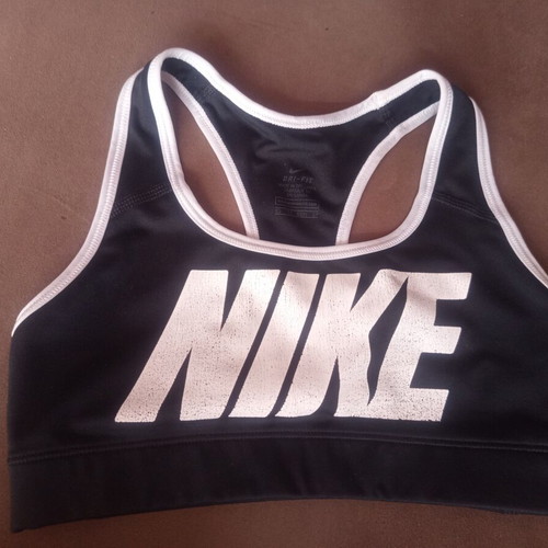 Nike sports bras size XS