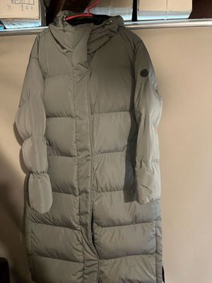 Superdry women's coat like new, size US 8, gray