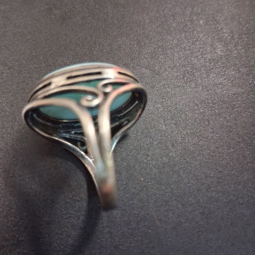 Silver ring used with nice design