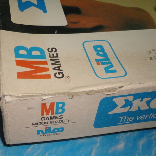 Connect 4 board game MB Games used, classic 1980s edition