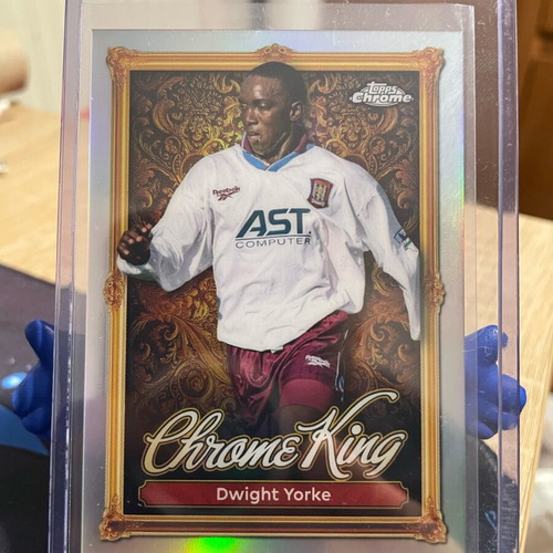 Topps Dwight Yorke 2025-26 Premier League Chrome King CK2 Aston Villa like new