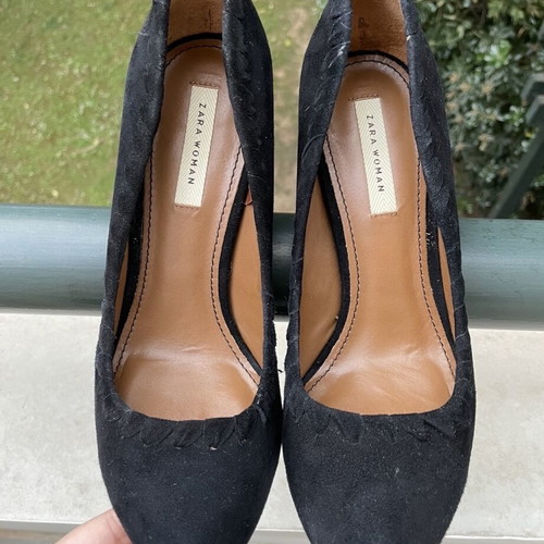 Castor suede pumps Zara size 39 like new, black