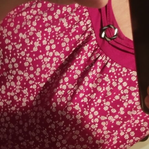 Women's dresses 2 pieces like new, red and multicolor