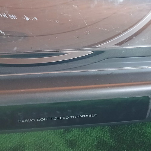 Sony PS-LX56 vintage automatic turntable, belt-drive