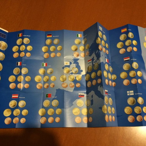 The Europa Series of Banknotes used brochures for Euro