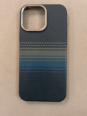iPhone 16 Pro Max Aramid Fiber case like new with MagSafe