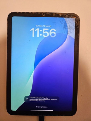 Ipad mini 6 256GB 5G μεταχειρισμένο με σπασμένη οθόνη και φθαρμένη θήκη
