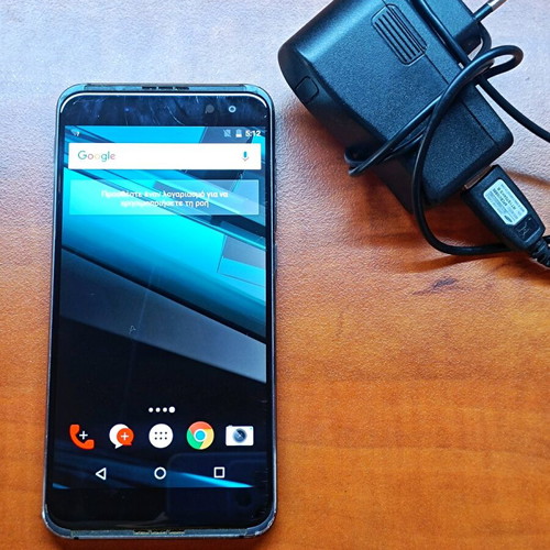 Vodafone VFD 900 smartphone used, 32 GB, black