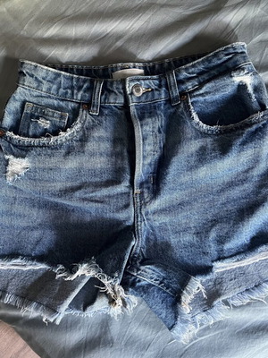 H&M Jean Shorts Size M Like New, 100% Cotton
