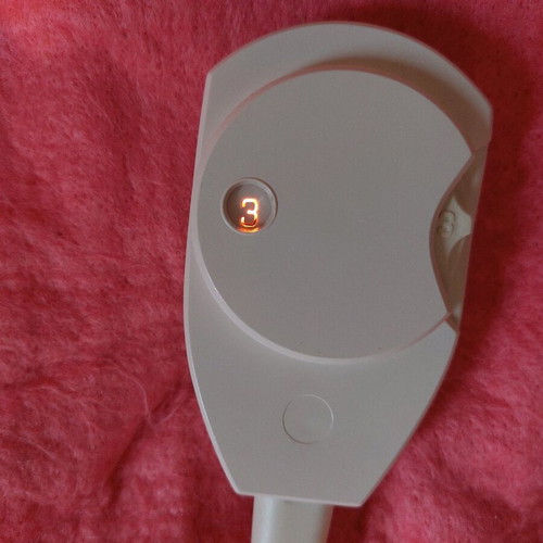 Electric blankets pink with three speeds for single bed