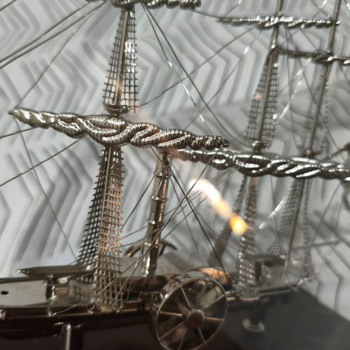 SS Savannah 1819 collectible metal model ship in display case
