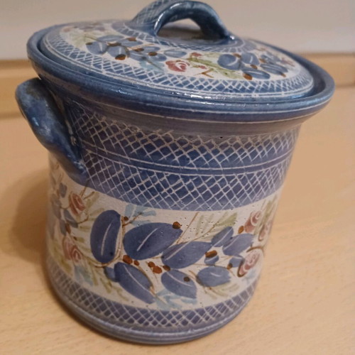 Ceramic vase with lid and handles vintage