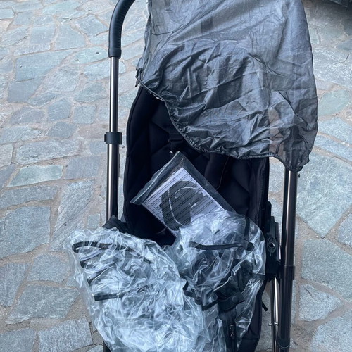 Mamas & Papas stroller like new with accessory set