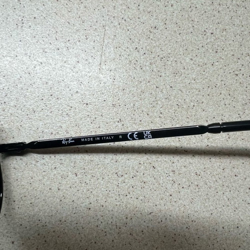 Ray-Ban ORB3835 sunglasses like new, black