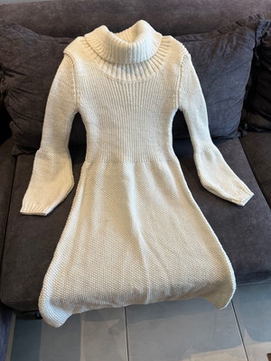 Dresses in excellent condition, bundle