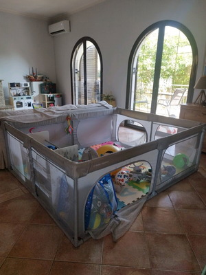 Moby System Playpen like new, dimensions 160x200
