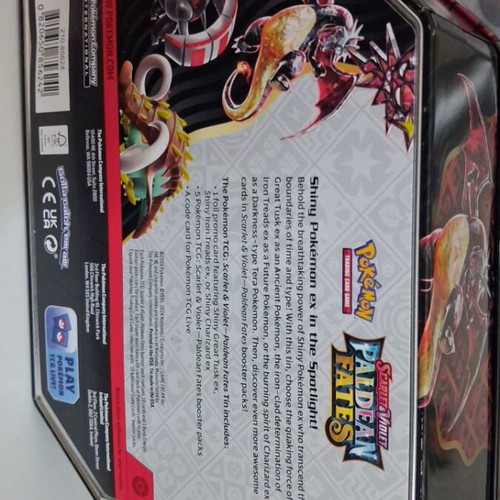 Pokémon empty tin like new for card storage