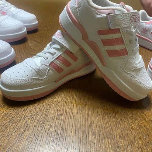 Adidas kids sneakers new, sporty, size 32, white
