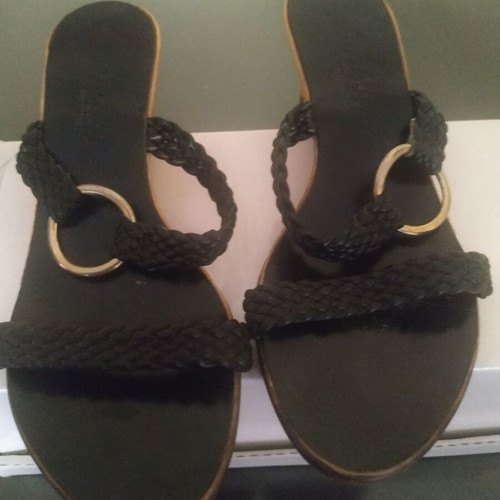 Shoes used, pack of three pairs, size 36, black sandals/platforms