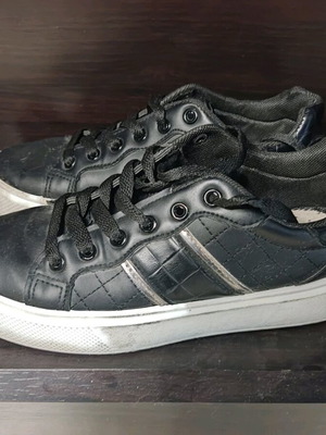 Sneakers used, black, size 37