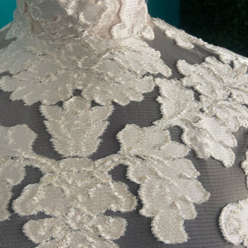 Devore velvet brocade blouse beige like new size M