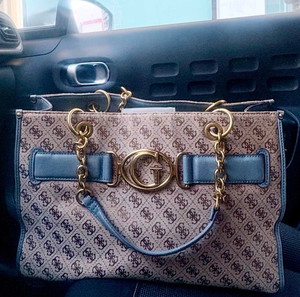 Τσάντα Guess Αυθεντική