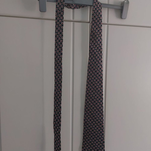 Tie used, 100% silk
