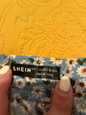 Shein skirt like new, multicolored, size L