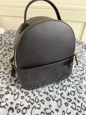 Backpack new, black