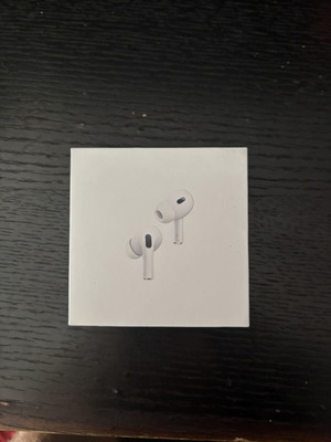 Apple AirPods Pro 2ης γενιάς με θήκη φόρτισης Lightning