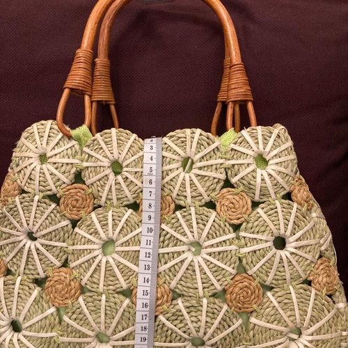 Women’s summer boho bag like new, hand-held with zipper damage