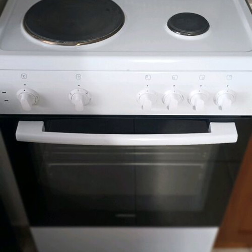 Eskimo stove with 4 burners like new