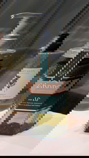 Vicrea &honey scalp commune shampoo