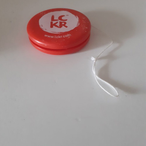 Yoyo LCKR like new