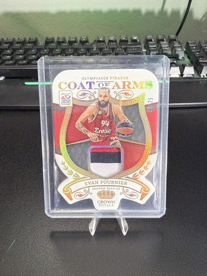 Crown Royale Euroleague Evan Fournier Coat of Arms Patch σαν καινούργιο /25
