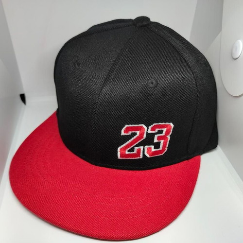 Snapback Chicago Bulls Michael Jordan 23 cap like new black red