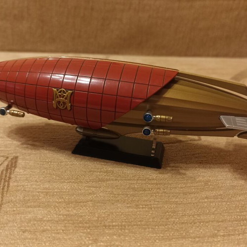 Magisterium Sky Ferry Zeppelin figure used from The Golden Compass 2007 by Corgi