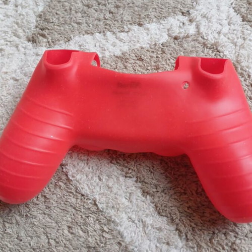 Θήκη σιλικόνης GXT για PS4 σαν καινούργιο