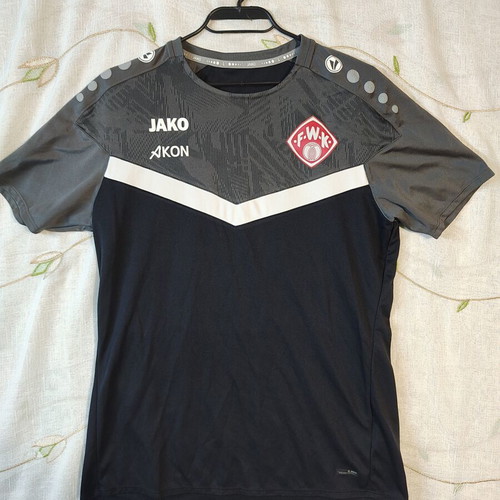 FC Würzburger Kickers JAKO Iconic training shirt size L like new