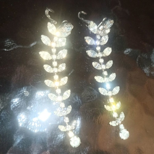 Clip earrings vintage used, 9 cm, with stones, silver color