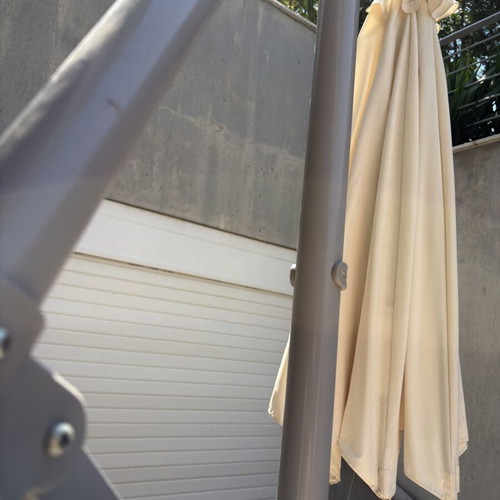 IKEA garden umbrella corner 3x3 meters like new with base