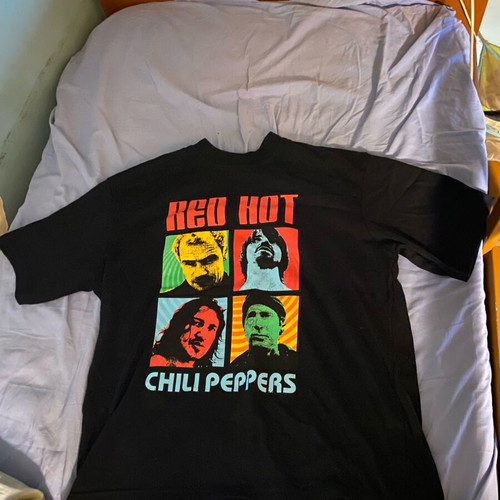 Red Hot Chili Peppers oversize men's t-shirt size M like new