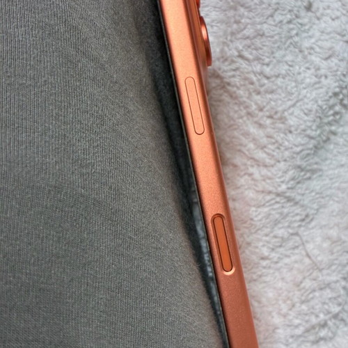 iPhone 17 Pro 256GB Cosmic Orange like new