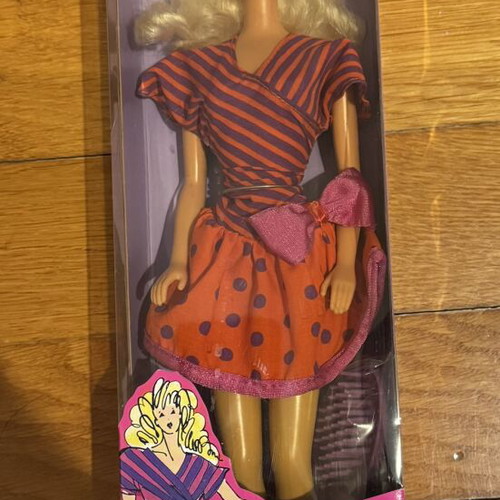 Barbie New Style doll