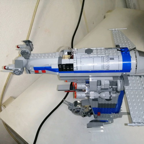Lego Star Wars 75188 used, all pieces assembled without figures