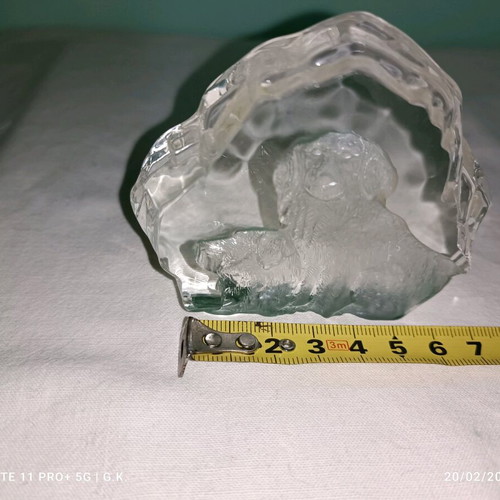 Crystal decorative with dogs 10 cm like new