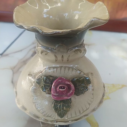 Ceramic vase like new, small